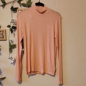 NWT - American Eagle Outfitters Peace Long Sleeve Turtleneck - M